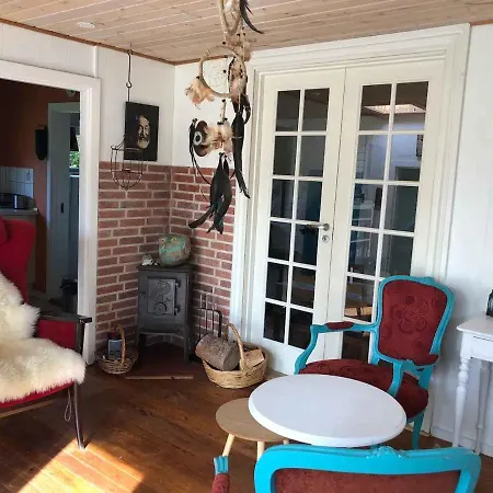 Cozy By Beautiful And Forest Hébergement de vacances *